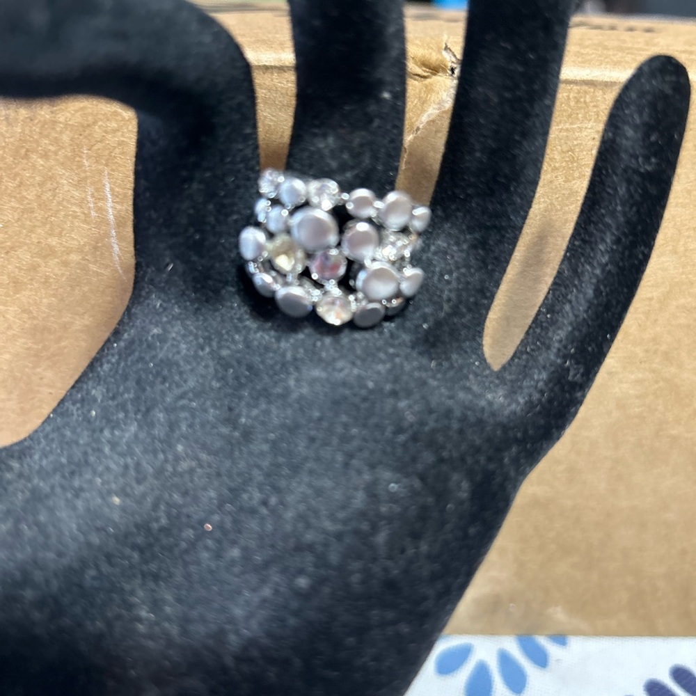 Silver-Tone Cluster Stone Dome Ring - Elegant Gray Size 8